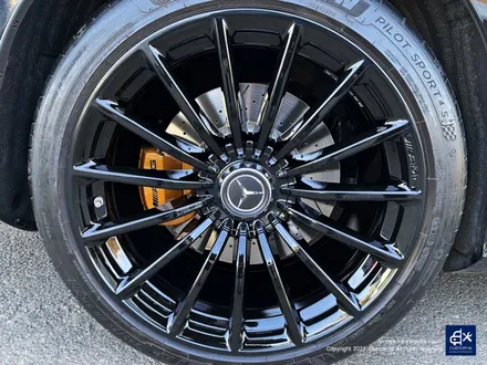 벤츠 GT43 AMG 블랙유광 휠도색 & 카본 세라믹 골드 캘리퍼도색 / 용인 처인구