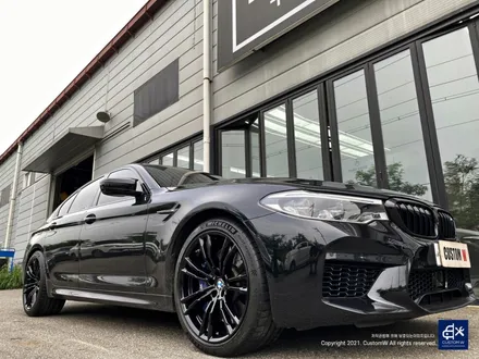 BMW F90 M5 706M 휠수리 후 블랙유광 휠도색 / 용인 처인구