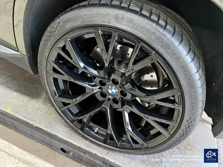 BMW X5M 809M 휠수리 후 블랙유광 휠도색 / 용인 처인구
