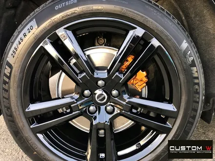 볼보 XC60 휠 상처 수리 후 블랙유광 휠도색 + 폴스타 아케보노 골드 캘리퍼 도색 / 용인 처인구