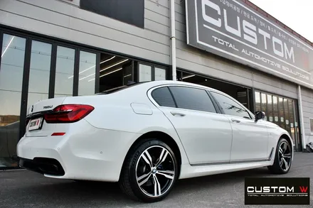 BMW G12 750Li 잘못된 캘리퍼 블루 캘리퍼로 재작업 + 648M 휠 다이아몬드 컷팅 가공을 이용한 블랙 폴리시 휠로 변신! / 용인 처인구