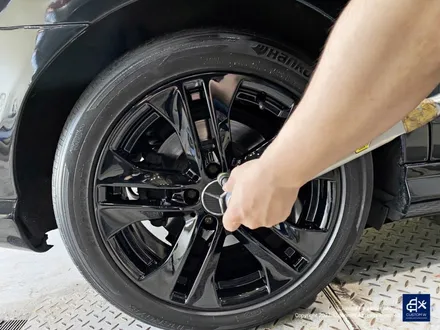 벤츠 W204 C220d 휠수리 후 블랙 유광 휠도색 / 용인 처인구