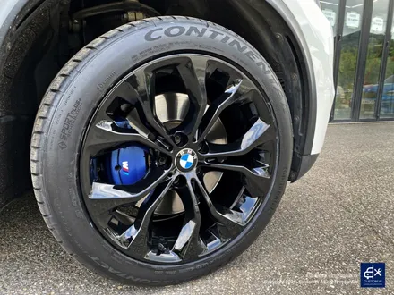 BMW X5 50i 휠수리 후 블랙유광 휠도색 / 용인 처인구