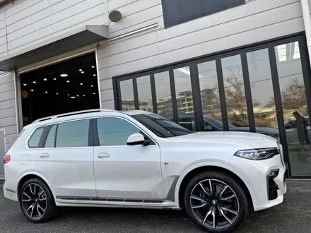 BMW X7 프론트 범퍼, 휀더, 가니쉬 수리 및 블랙 폴리시 휠복원 / 용인 처인구