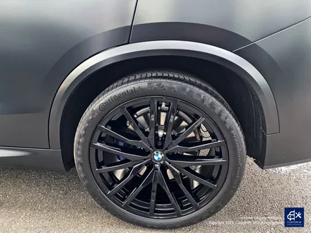 BMW G05 X5 M50i 742M 22인치 휠수리 후 블랙유광 휠도색 / 용인 처인구