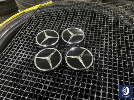 벤츠 C43 AMG 휠 상처 수리 후, 다이아몬드 커팅 가공을 이용한 블랙 폴리시 투톤 휠 커스텀 도색 / 용인 처인구