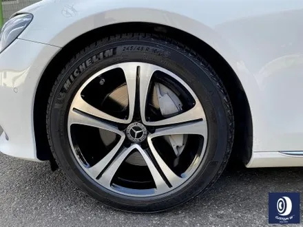 벤츠 W213 E300 18인치 휠 상처 수리 후, 다이아몬드 커팅 가공을 이용한 블랙 폴리시 휠 만들기_! / 용인 처인구