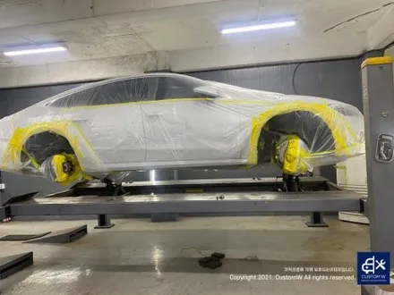 아우디 A7 50TDI 20인치 휠 상처 수리 후, 다이아몬드 커팅 가공을 이용한 블랙 폴리시 휠 커스텀 도색 작업 그리고 레드 캘리퍼 도색 작업까지_! / 용인 처인구