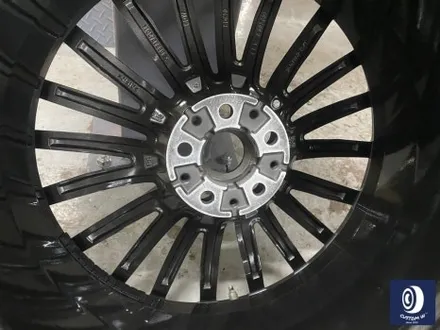 BMW G11 730d 20인치 휠 상처 수리 후, 다이아몬드 커팅 복원 + 브레이크 캘리퍼 부식 / 녹  제거 후, 건메탈 그레이 컬러 도색 / 용인 처인구