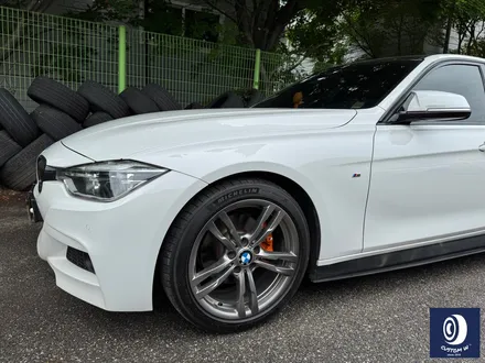 BMW F30 320i 심각한 부식 제거 후, 오렌지(한라봉) 캘리퍼 도색 / 용인 처인구