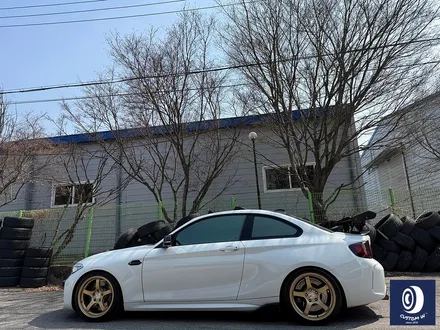 BMW F87 M2 어드반 GT 비욘드 18인치 휠 상처 수리 후, 골드 휠도색 / 용인 처인구