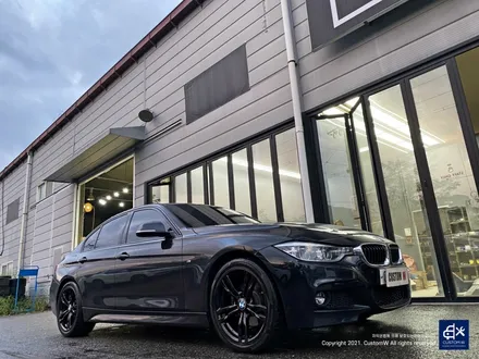 BMW F30 320d 441M 휠수리 후 블랙유광 휠도색 / 용인 처인구