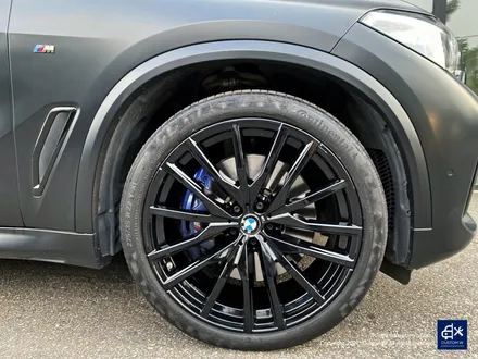 BMW G05 X5 M50i 742M 22인치 휠수리 후 블랙유광 휠도색 / 용인 처인구