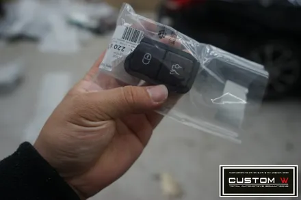 벤츠 W213 E220d(e200,e300동일가능) 멀티빔라이트, 전동트렁크(핸즈프리엑세스포함), 와이드콕핏, 360도 카메라(어라운드뷰),멀티컬러앰비언트코딩 레트로핏. / 용인 처인구