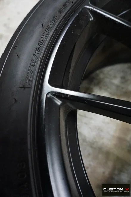 비포장도로에서 손상된  BMW F80 M3 반무광 휠 복원, 카본 세라믹 골드 캘리퍼 도색 / 용인 처인구