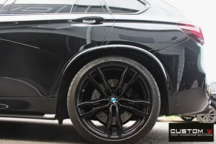 기존 작업했던 BMW X5M 휠 상처 수리 후 블랙유광 휠도색 / 용인 처인구
