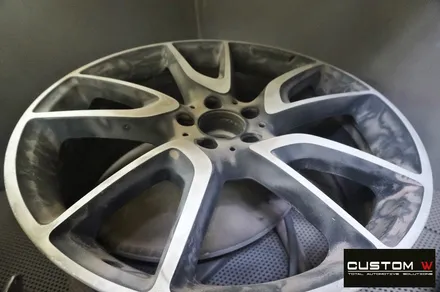 벤츠 GLC43 AMG 블랙유광 휠도색 + 레드 캘리퍼 도색 / 용인 처인구