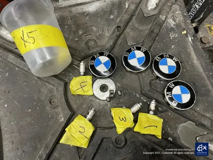 상처 수리는 물론 캘리퍼 관리까지!! BMW X5 휠수리 후 블랙유광 휠도색 & 레드 캘리퍼 도색 / 용인 처인구