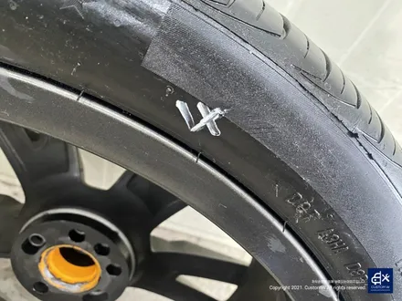 BMW X6 M50i 747M 블랙유광 휠도색 / 용인 처인구