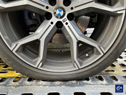 BMW G05 X5 40i 21인치 741M 휠수리 후 블랙유광 휠도색 / 용인 처인구