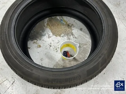 기존 고객님 재방문 테슬라 모델 3 휠 상처 수리 후, 사틴 블랙 (무광 블랙 / 맷블랙) 휠 복원 도색 / 용인 처인구