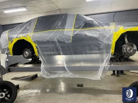 BMW 휠.. 왜 이렇게 만들까... 휠에 장착된 플라스틱 커버는 무슨 의미가 있나? 경량화? 디자인? 신형 740D 신0차 출고 작업 휠 커버 + 휠 블랙 도색 + 캘리퍼  도색 / 용인 처인구