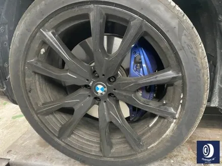 BMW X7 M60i 755M 22인치 휠 상처 수리 후, 제트 블랙 휠도색 / 용인 처인구