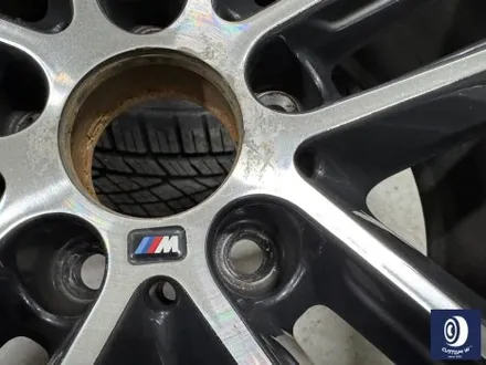 BMW 420i 타 업체 잘못된 휠 수리 도색 이력 / 약품 박리 (기존 페인트 제거) 후, 블랙 유광 휠도색 / 용인 처인구