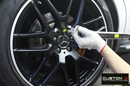 벤츠 GLE63 AMG 휠 상처 수리 후 무광블랙실버 투톤 휠 + 카본 세라믹 골드 캘리퍼 도색 / 용인 처인구