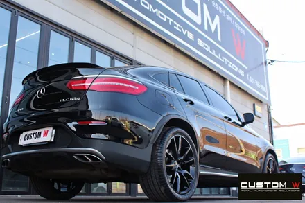 벤츠 GLC43 AMG 휠 상처 수리 후 블랙유광 휠도색 + 카본 세라믹 골드 캘리퍼 도색 / 용인 처인구