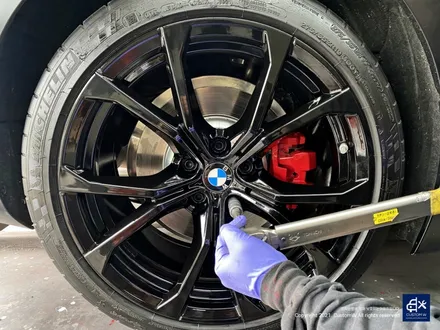 BMW Z4 20i 블랙유광 휠도색 & 레드 캘리퍼 도색 / 용인 처인구