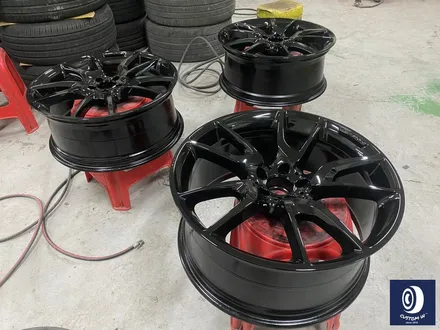 벤츠 GLC43 AMG 21인치 휠 상처 수리 후, 블랙 유광 휠 도색 + 건메탈 그레이 캘리퍼 도색 / 용인 처인구