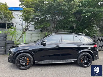 벤츠 GLE53 AMG 브레이크 부식 제거 후, 카본 세라믹 골드 컬러 캘리퍼 도색 / 용인 처인구