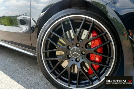 잘 못된 휠수리 도색 이력이 있는 벤츠 A45 AMG 약품 박리 후,  블랙 실버 투톤 휠도색 재작업, 레드 AMG 캘리퍼 도색 작업까지. / 용인 처인구