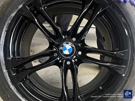 BMW F10 530d 박리 후 블랙유광 휠도색 + 분진 제거 후 블루 캘리퍼 도색 / 용인 처인구