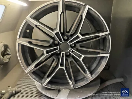 BMW 신형 G87 M2 930M 블랙유광 휠도색 + 레드 캘리퍼 도색 / 용인 처인구