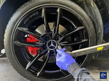 벤츠 C43 AMG 블랙유광 휠도색 + 레드 캘리퍼 도색 / 용인 처인구
