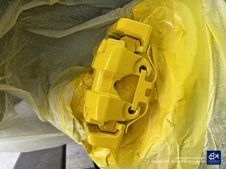 BMW F02 760Li 잘못된 휠도색 약품 박리 제거  및 휠상처 수리 후, 블랙유광 휠도색 + 옐로우 캘리퍼 도색 / 용인 처인구