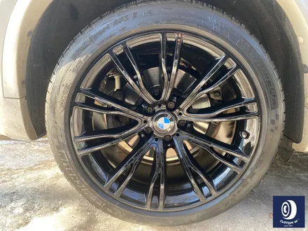 BMW F15 X5 20인치 인디 비주얼 휠 / 휠 수리 도색 불량 기존 페인트 제거 (약품 박리) 후, 블랙 유광 휠도색 재작업 / 용인 처인구