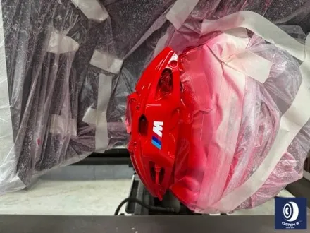 BMW I4 M50 861M 휠 상처 수리 후, 블랙 유광 휠도색 + 레드 캘리퍼 도색 작업까지_! / 용인 처인구