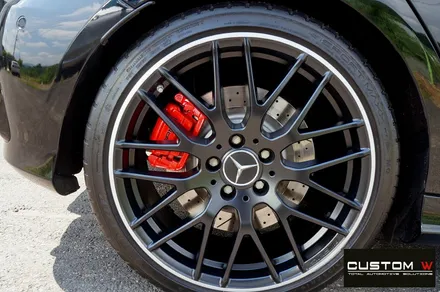 잘 못된 휠수리 도색 이력이 있는 벤츠 A45 AMG 약품 박리 후,  블랙 실버 투톤 휠도색 재작업, 레드 AMG 캘리퍼 도색 작업까지. / 용인 처인구