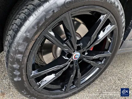BMW X6 M50i 747M 블랙유광 휠도색 / 용인 처인구