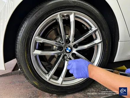 BMW G30 520d 휠수리 후 고스트 크롬 휠도색 + 블랙 캘리퍼 도색 / 용인 처인구