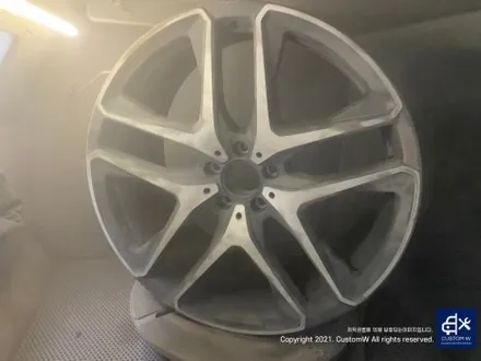 벤츠 GLE53 AMG 블랙 유광 휠도색 그리고 레드 캘리퍼 도색까지_! 완벽한 컬러 밸런스_! / 용인 처인구