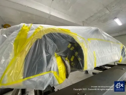아우디 A7 50TDI 20인치 휠 상처 수리 후, 다이아몬드 커팅 가공을 이용한 블랙 폴리시 휠 커스텀 도색 작업 그리고 레드 캘리퍼 도색 작업까지_! / 용인 처인구