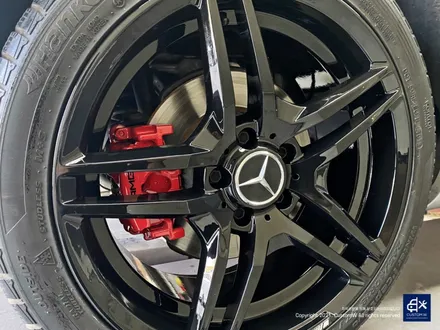 벤츠 W205 C200d 휠수리 후 블랙유광 휠도색 + 레드 캘리퍼 도색 / 용인 처인구