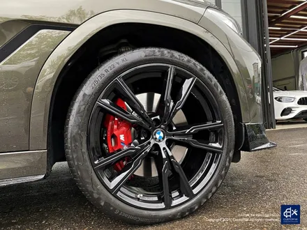 BMW X6 M50i 747M 블랙유광 휠도색 / 용인 처인구