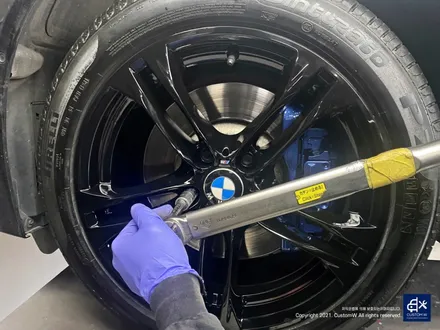 BMW F10 530d 박리 후 블랙유광 휠도색 + 분진 제거 후 블루 캘리퍼 도색 / 용인 처인구