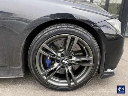 BMW F30 330i 휠수리 후 건메탈 유광 휠도색 / 용인 처인구