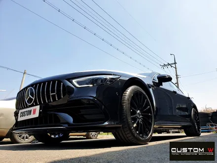 벤츠 GT43 AMG 신차 출고 전 블랙유광 휠도색 + 카본 세라믹 골드 캘리퍼 도색 / 용인 처인구